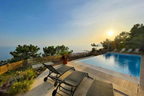 Family villa with Unique Sea view for 11people
